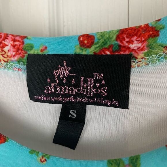 Pink Armadillos Graphic Tee - Picture 3 of 3